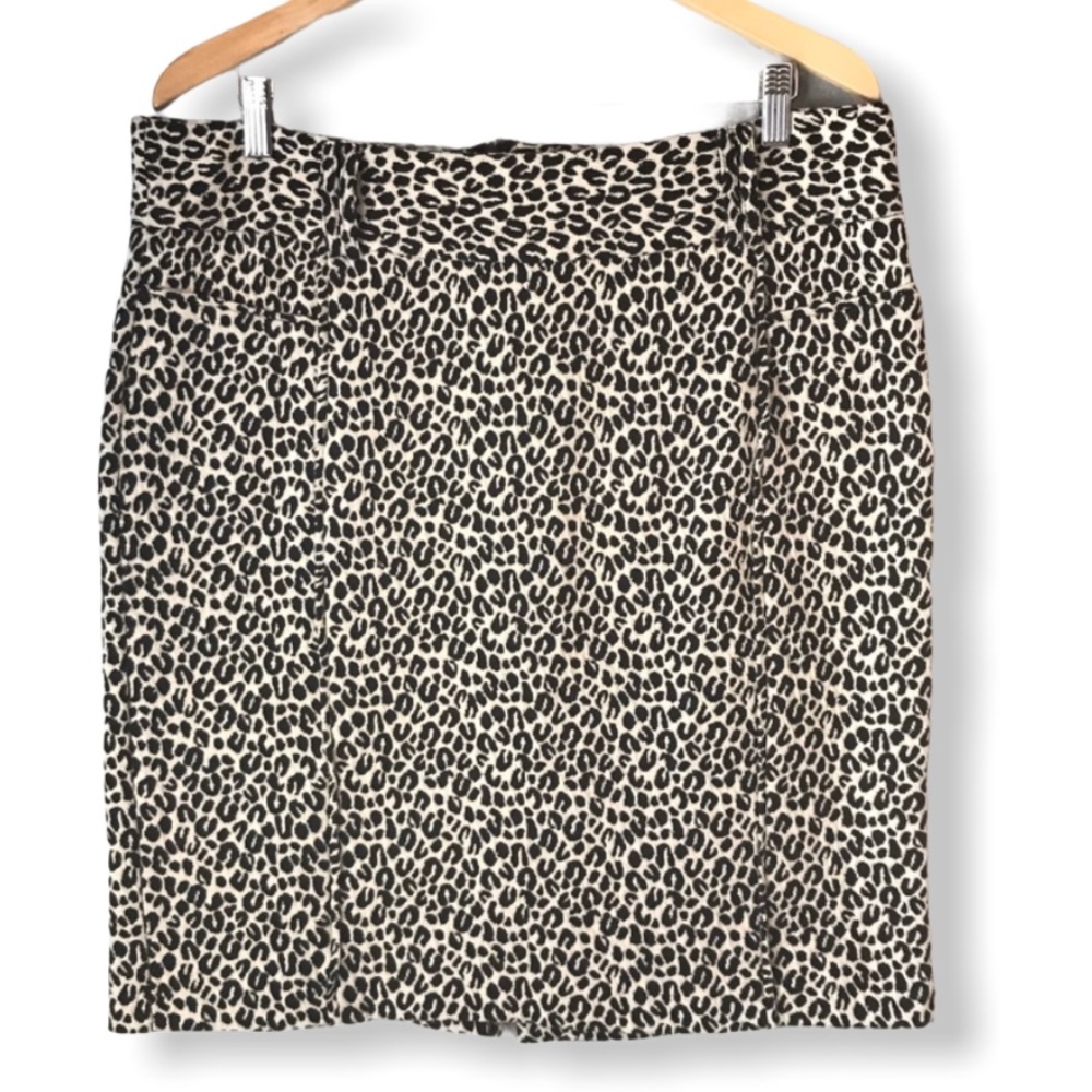 Valerie Bertinelli Animal Print pencil Skirt